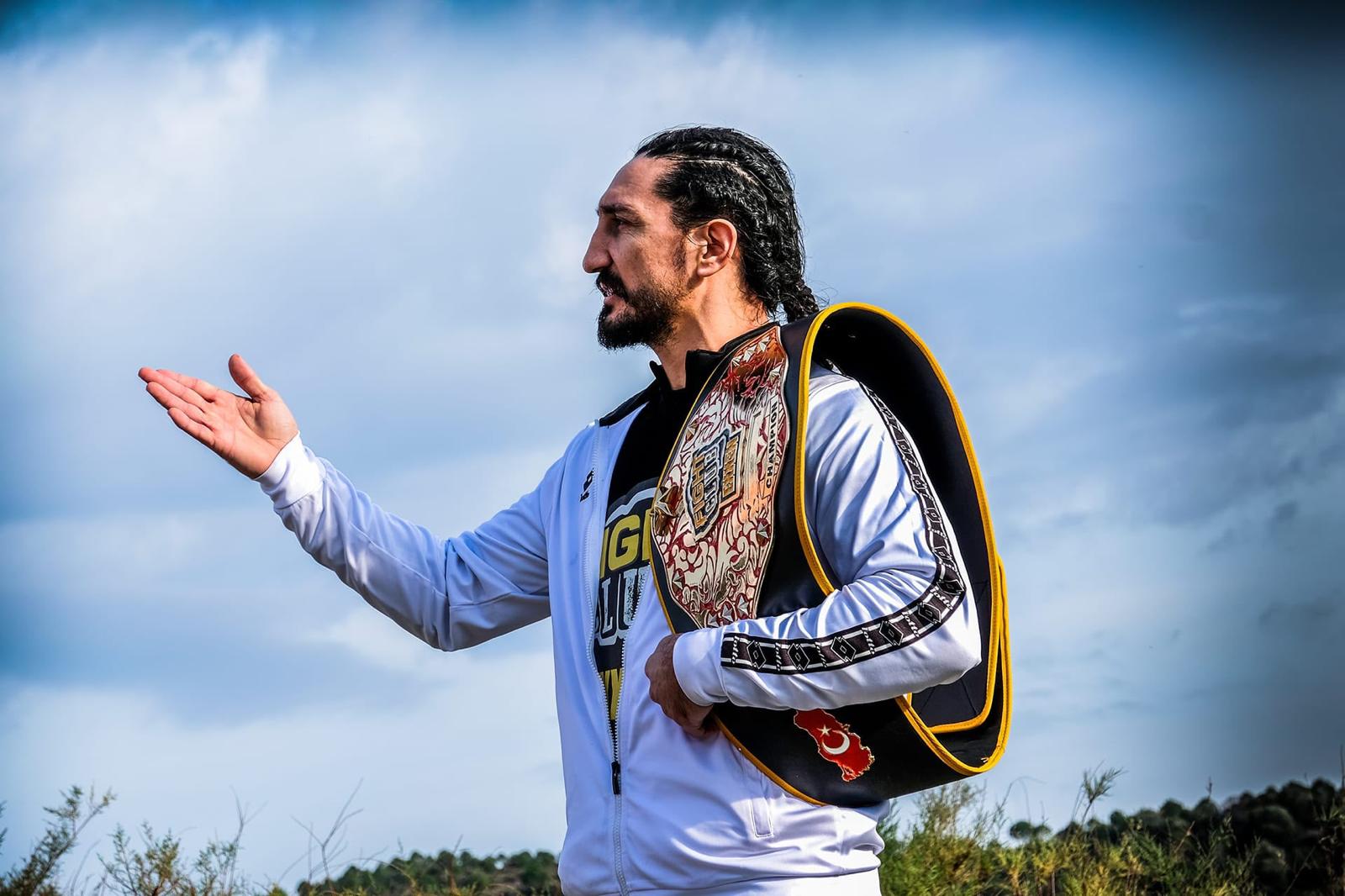 İsmail UZUNER